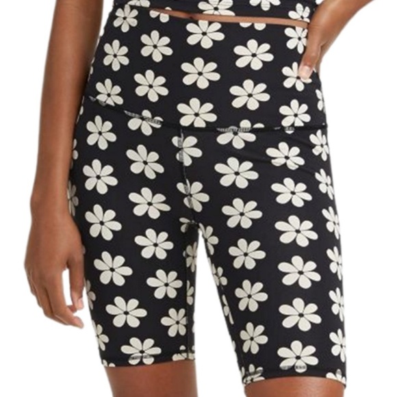 New Levis Daisy Print Bike Shorts 